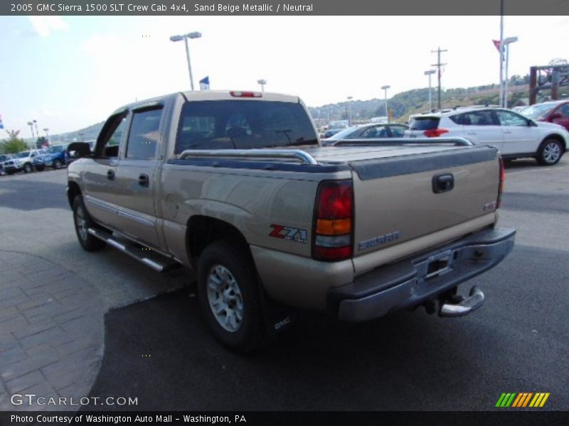 Sand Beige Metallic / Neutral 2005 GMC Sierra 1500 SLT Crew Cab 4x4