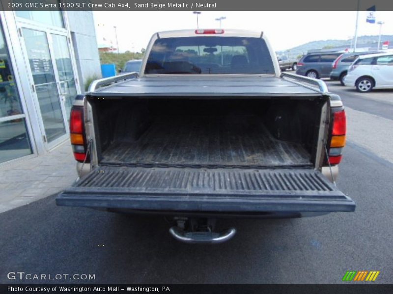 Sand Beige Metallic / Neutral 2005 GMC Sierra 1500 SLT Crew Cab 4x4