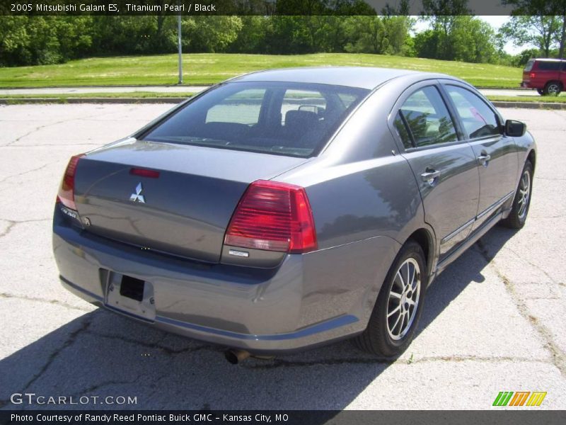 Titanium Pearl / Black 2005 Mitsubishi Galant ES