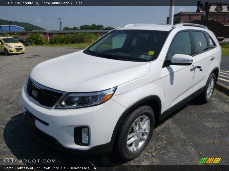 Snow White Pearl / Beige 2015 Kia Sorento LX