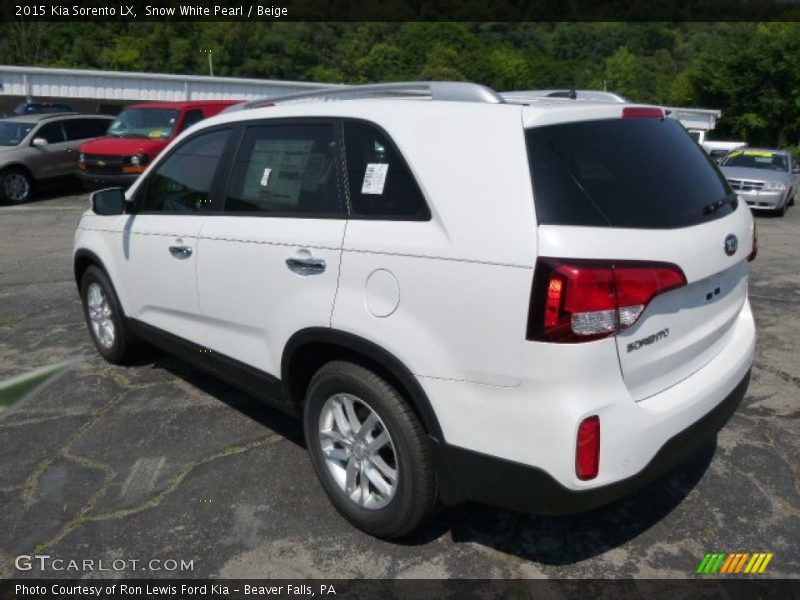 Snow White Pearl / Beige 2015 Kia Sorento LX