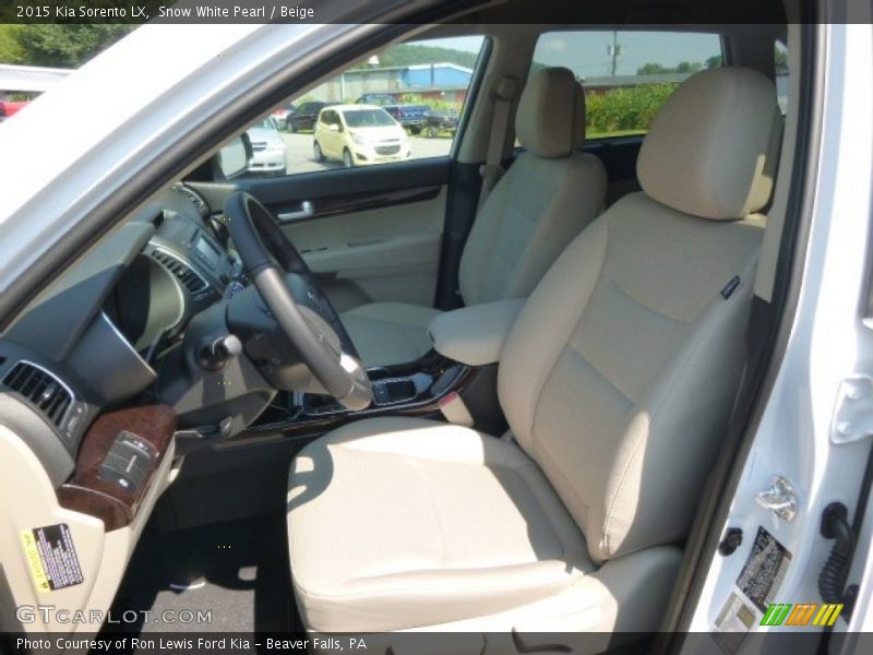 Snow White Pearl / Beige 2015 Kia Sorento LX