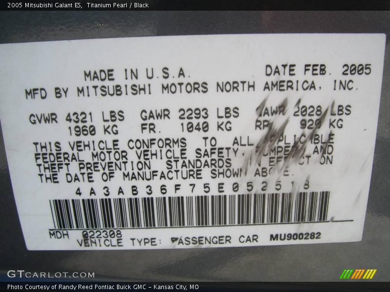 Titanium Pearl / Black 2005 Mitsubishi Galant ES