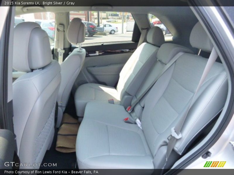 Bright Silver / Gray 2015 Kia Sorento LX