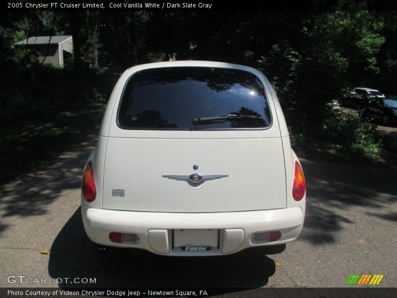 Cool Vanilla White / Dark Slate Gray 2005 Chrysler PT Cruiser Limited