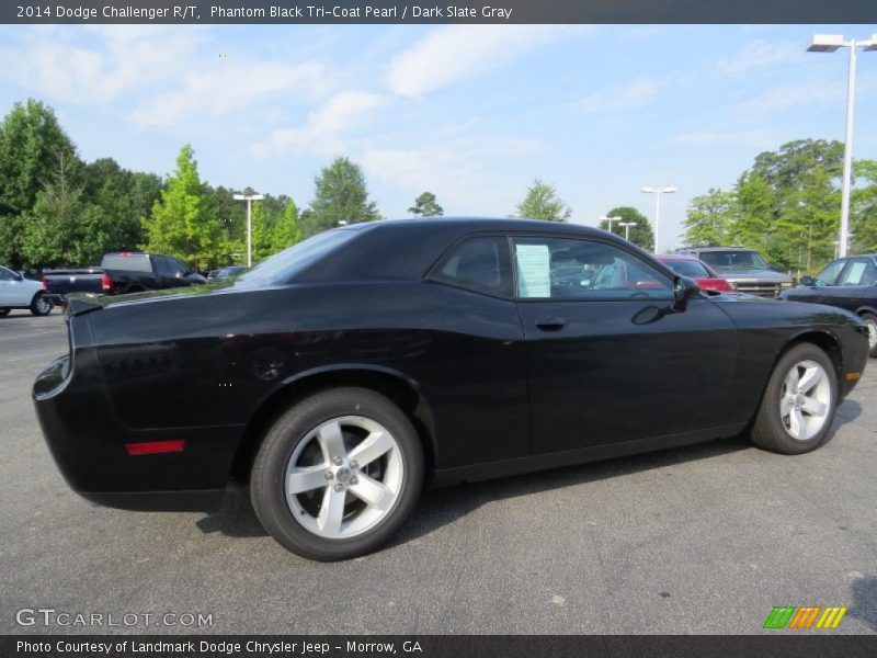 Phantom Black Tri-Coat Pearl / Dark Slate Gray 2014 Dodge Challenger R/T