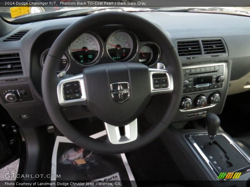 Phantom Black Tri-Coat Pearl / Dark Slate Gray 2014 Dodge Challenger R/T