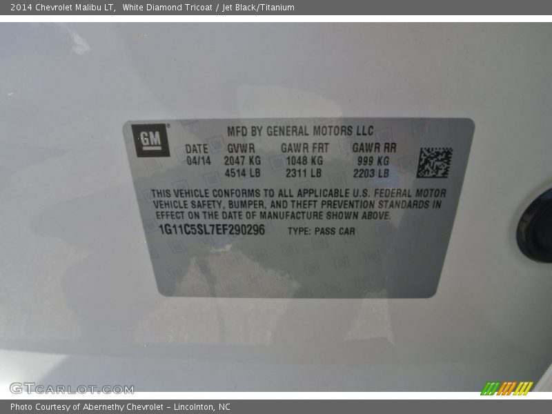 White Diamond Tricoat / Jet Black/Titanium 2014 Chevrolet Malibu LT