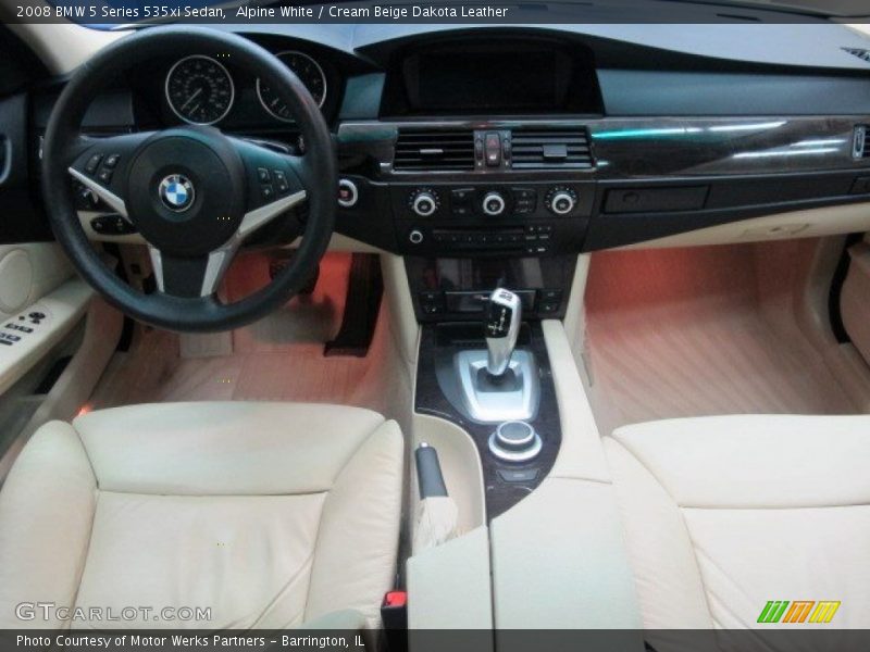 Alpine White / Cream Beige Dakota Leather 2008 BMW 5 Series 535xi Sedan
