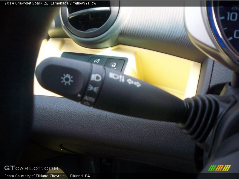 Lemonade / Yellow/Yellow 2014 Chevrolet Spark LS
