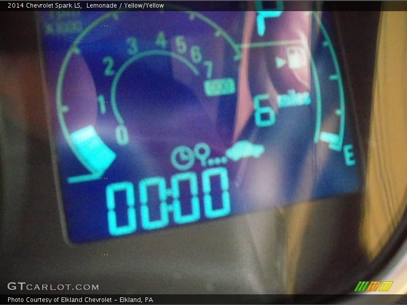 Lemonade / Yellow/Yellow 2014 Chevrolet Spark LS