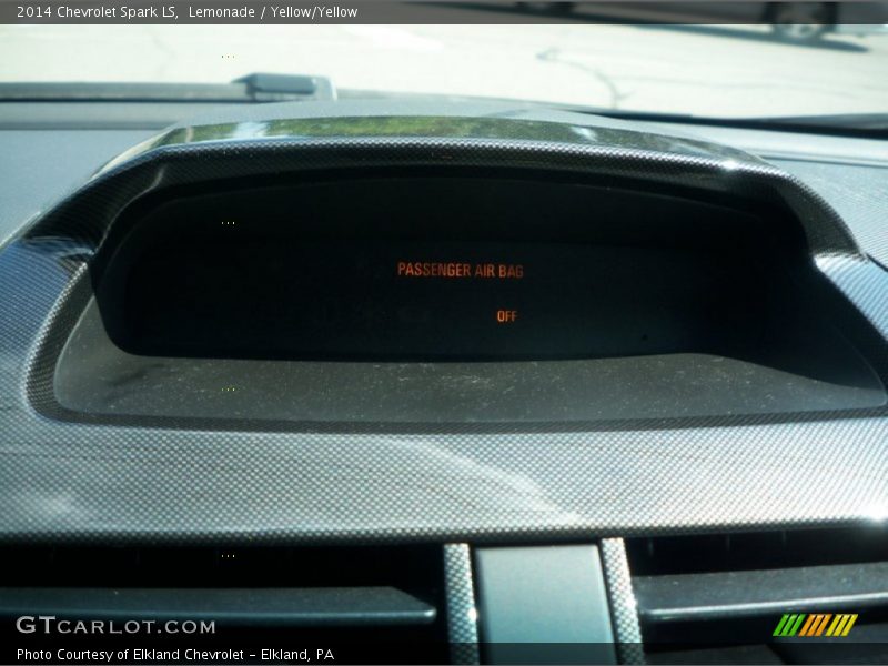 Lemonade / Yellow/Yellow 2014 Chevrolet Spark LS