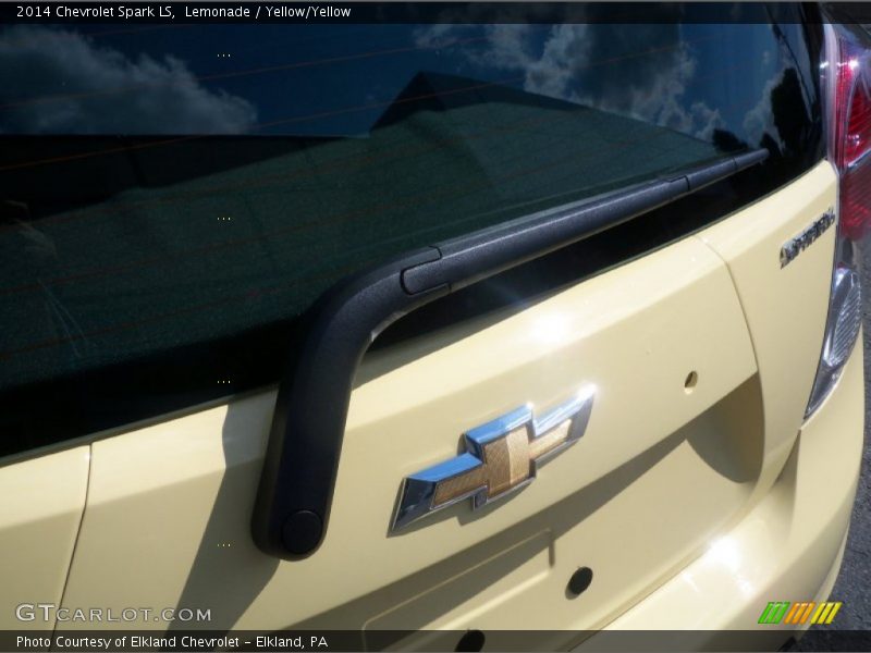 Lemonade / Yellow/Yellow 2014 Chevrolet Spark LS
