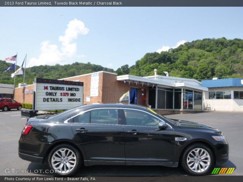 Tuxedo Black Metallic / Charcoal Black 2013 Ford Taurus Limited