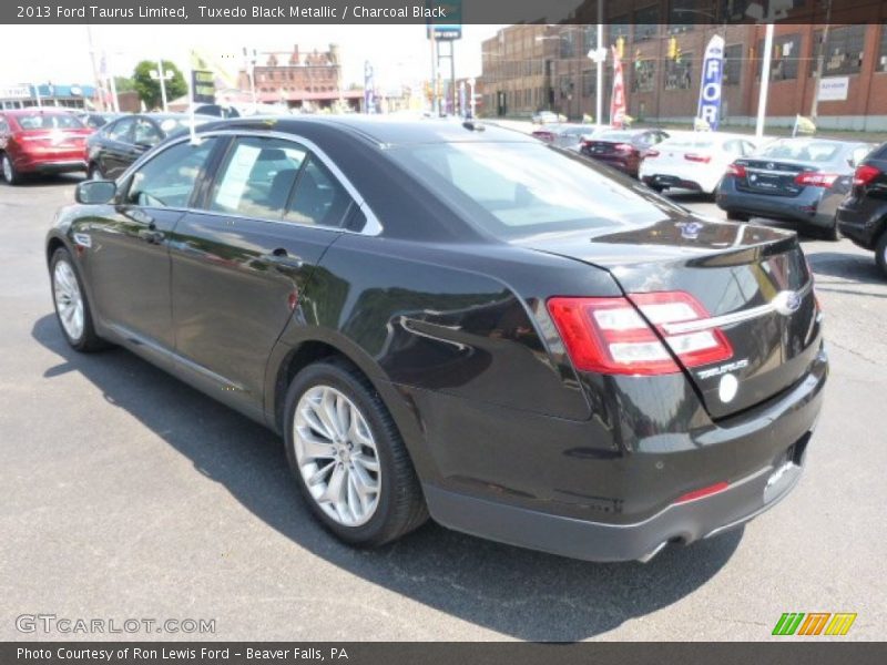 Tuxedo Black Metallic / Charcoal Black 2013 Ford Taurus Limited