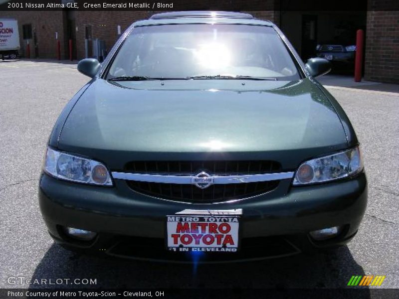 Green Emerald Metallic / Blond 2001 Nissan Altima GLE