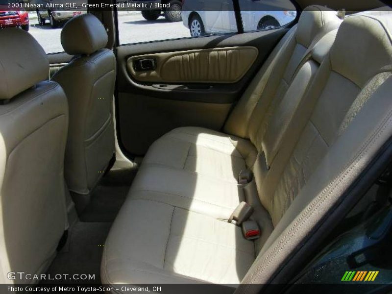 Green Emerald Metallic / Blond 2001 Nissan Altima GLE