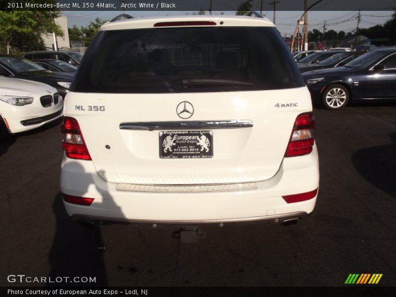 Arctic White / Black 2011 Mercedes-Benz ML 350 4Matic