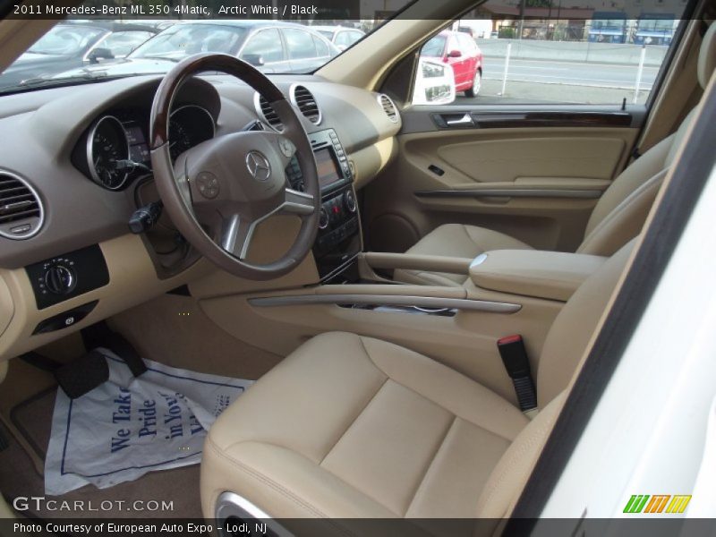 Arctic White / Black 2011 Mercedes-Benz ML 350 4Matic