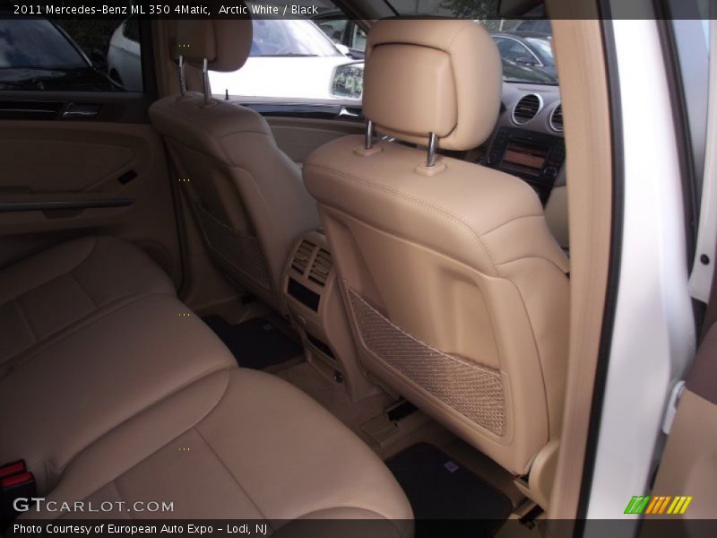 Arctic White / Black 2011 Mercedes-Benz ML 350 4Matic