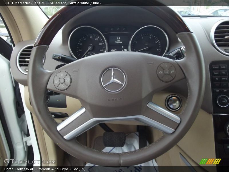 Arctic White / Black 2011 Mercedes-Benz ML 350 4Matic