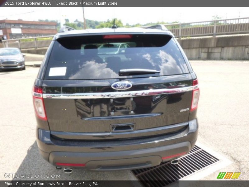 Tuxedo Black / Medium Light Stone 2015 Ford Explorer 4WD