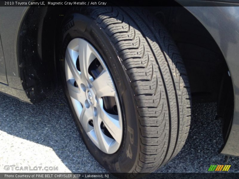 Magnetic Gray Metallic / Ash Gray 2010 Toyota Camry LE