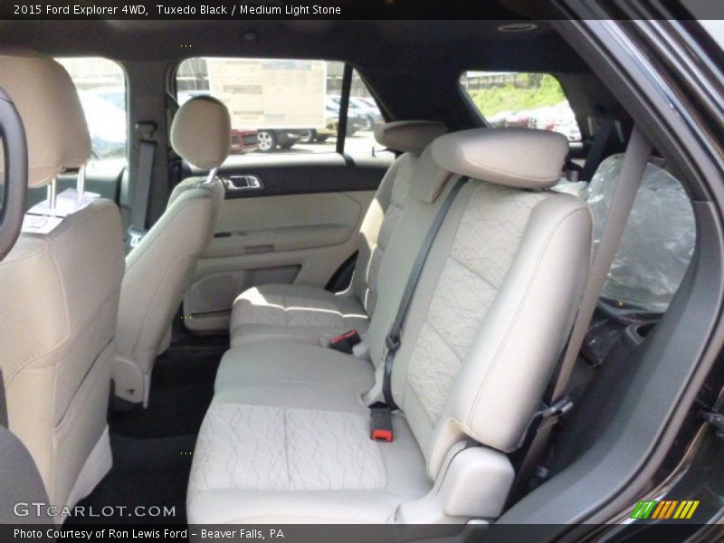 Tuxedo Black / Medium Light Stone 2015 Ford Explorer 4WD