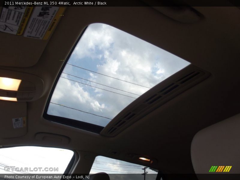 Arctic White / Black 2011 Mercedes-Benz ML 350 4Matic