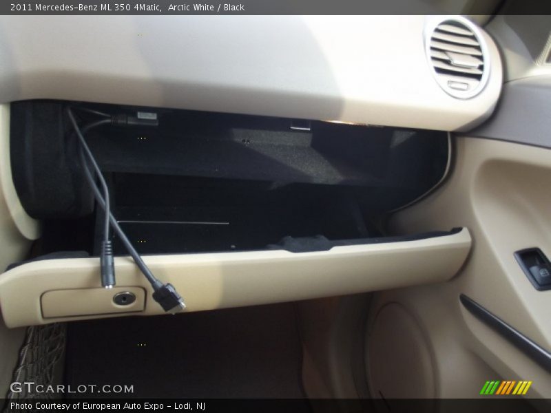 Arctic White / Black 2011 Mercedes-Benz ML 350 4Matic