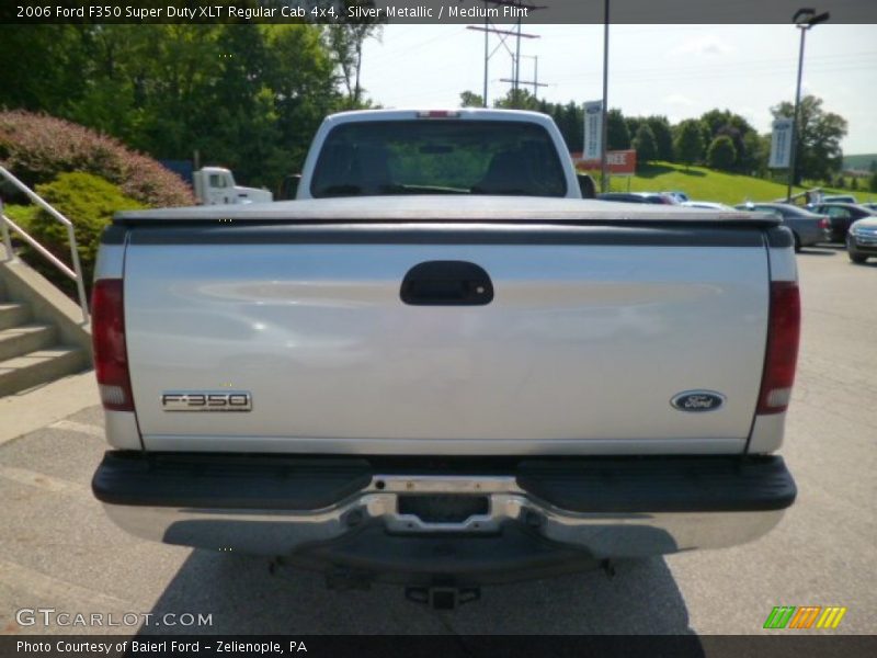 Silver Metallic / Medium Flint 2006 Ford F350 Super Duty XLT Regular Cab 4x4