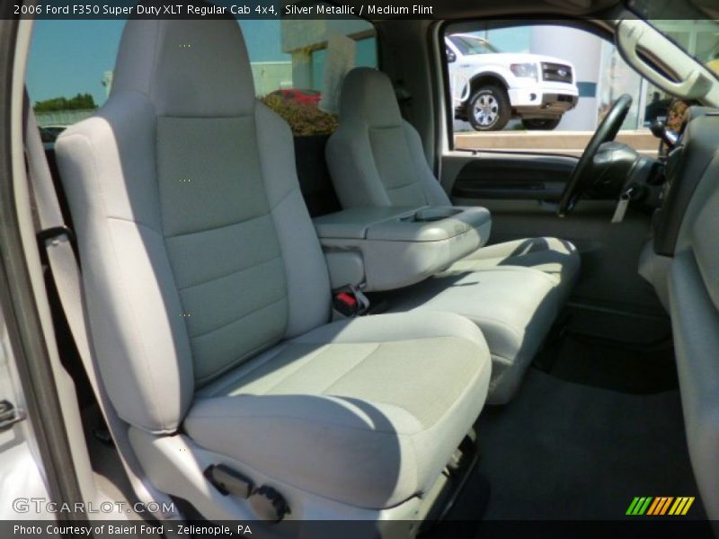 Silver Metallic / Medium Flint 2006 Ford F350 Super Duty XLT Regular Cab 4x4