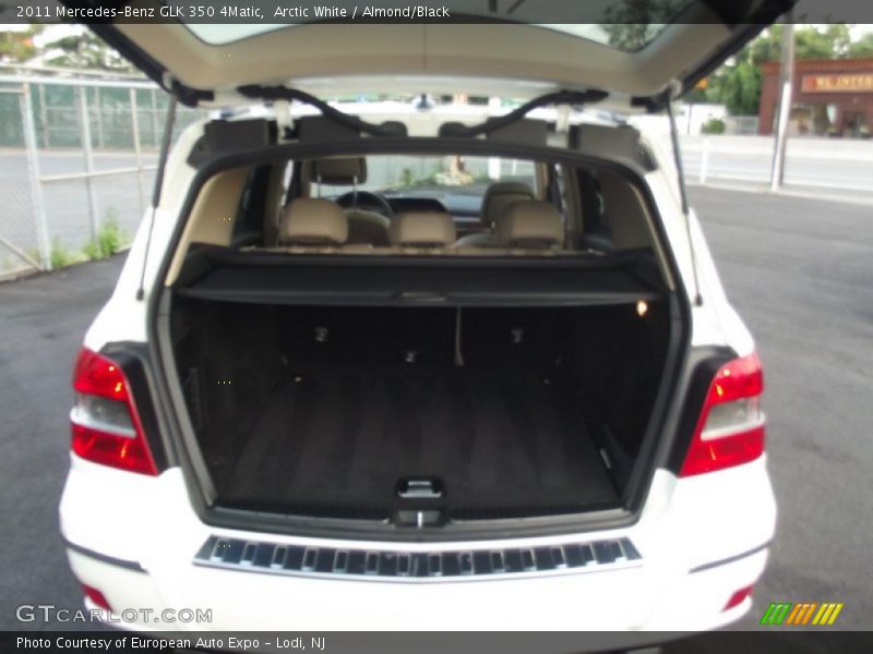 Arctic White / Almond/Black 2011 Mercedes-Benz GLK 350 4Matic