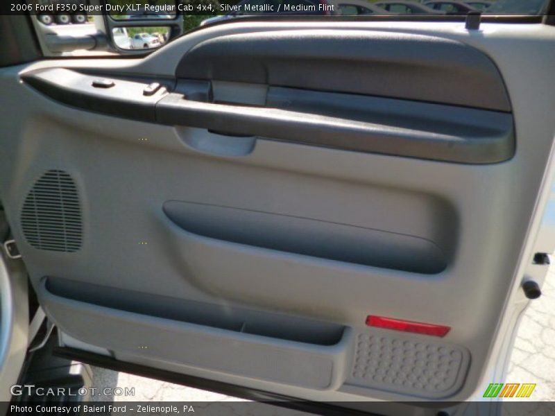 Silver Metallic / Medium Flint 2006 Ford F350 Super Duty XLT Regular Cab 4x4