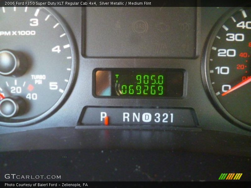 Silver Metallic / Medium Flint 2006 Ford F350 Super Duty XLT Regular Cab 4x4