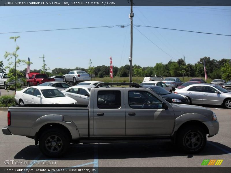 Sand Dune Metallic / Gray 2004 Nissan Frontier XE V6 Crew Cab