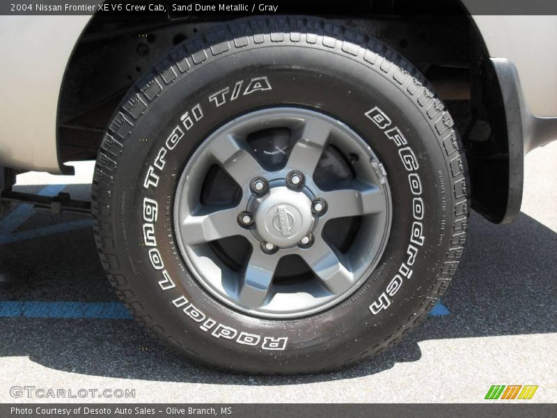 Sand Dune Metallic / Gray 2004 Nissan Frontier XE V6 Crew Cab