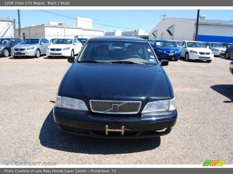 Black / Beige 1998 Volvo V70 Wagon