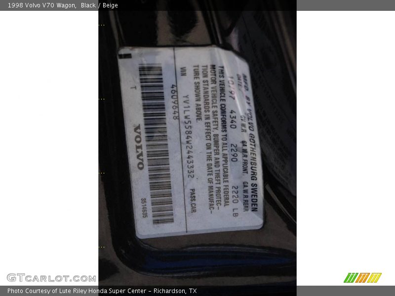 Black / Beige 1998 Volvo V70 Wagon