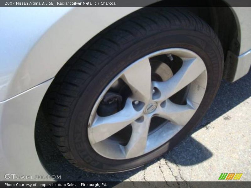 Radiant Silver Metallic / Charcoal 2007 Nissan Altima 3.5 SE