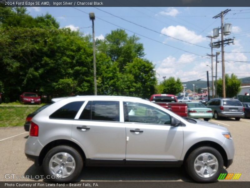 Ingot Silver / Charcoal Black 2014 Ford Edge SE AWD