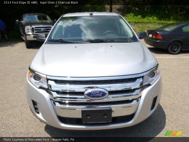 Ingot Silver / Charcoal Black 2014 Ford Edge SE AWD