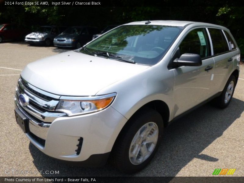Ingot Silver / Charcoal Black 2014 Ford Edge SE AWD