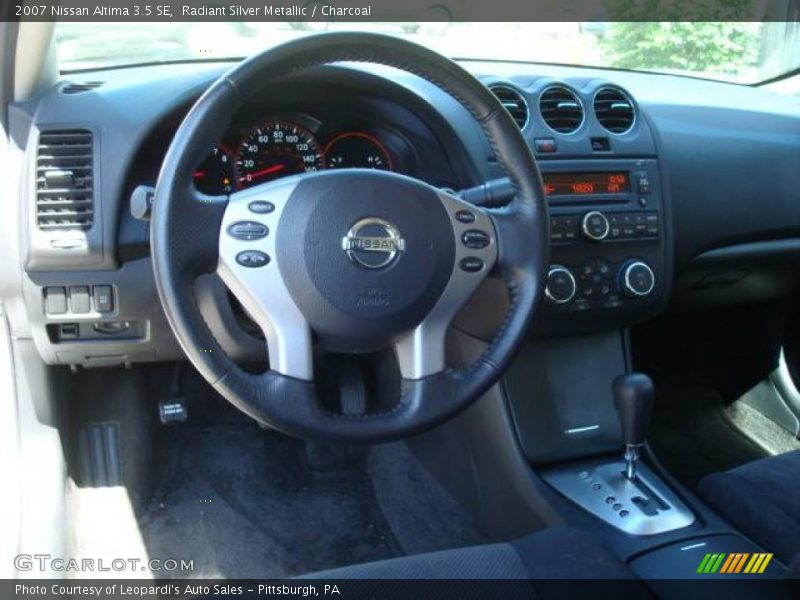 Radiant Silver Metallic / Charcoal 2007 Nissan Altima 3.5 SE