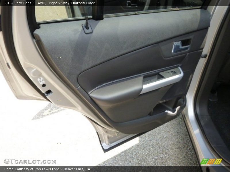 Ingot Silver / Charcoal Black 2014 Ford Edge SE AWD