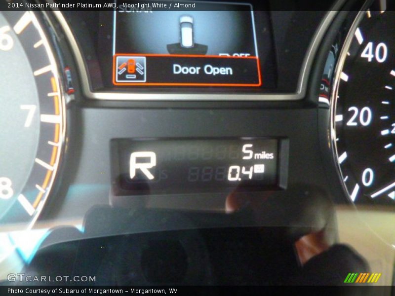 Moonlight White / Almond 2014 Nissan Pathfinder Platinum AWD