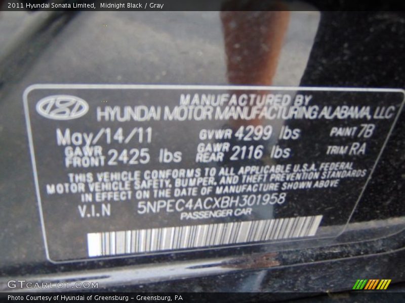 Midnight Black / Gray 2011 Hyundai Sonata Limited