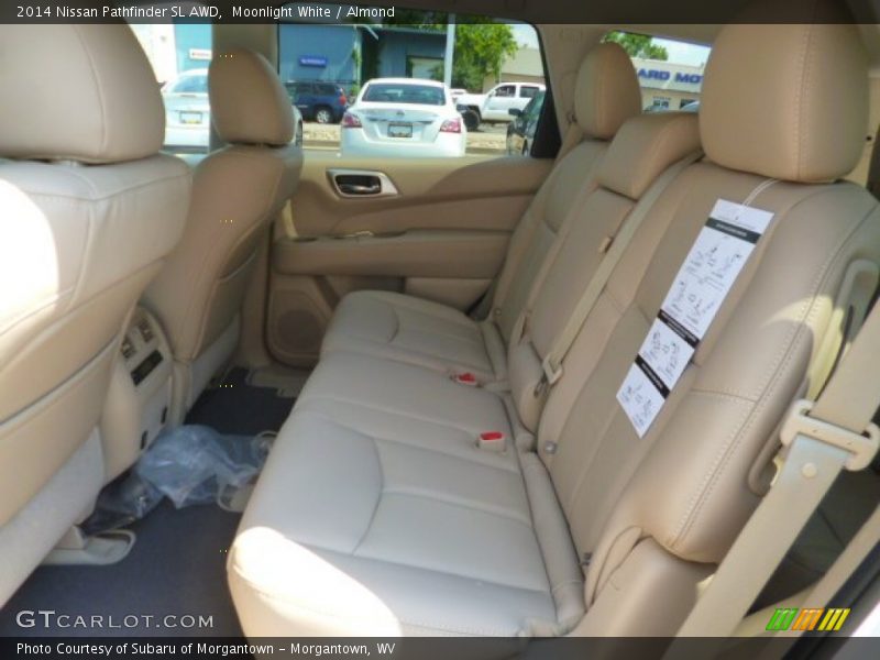 Moonlight White / Almond 2014 Nissan Pathfinder SL AWD