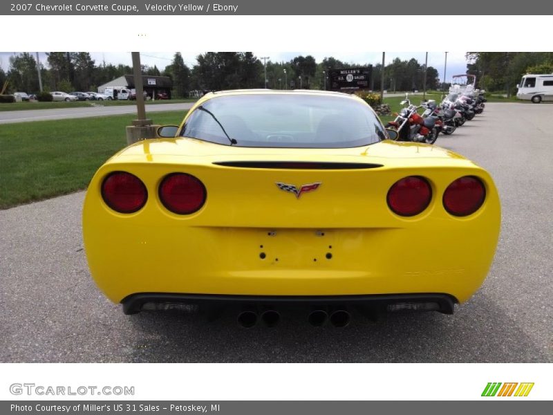 Velocity Yellow / Ebony 2007 Chevrolet Corvette Coupe