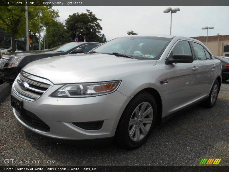 Ingot Silver / Light Stone 2012 Ford Taurus SE